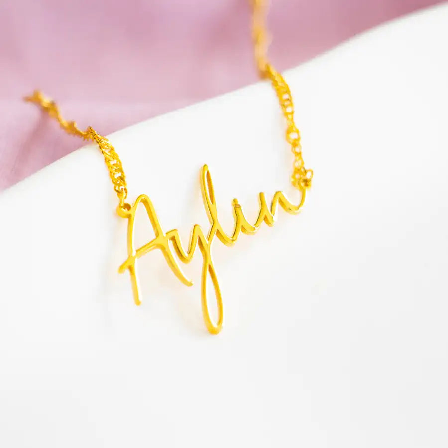 Aylin İsimli Altın Kaplama Gümüş Kolye